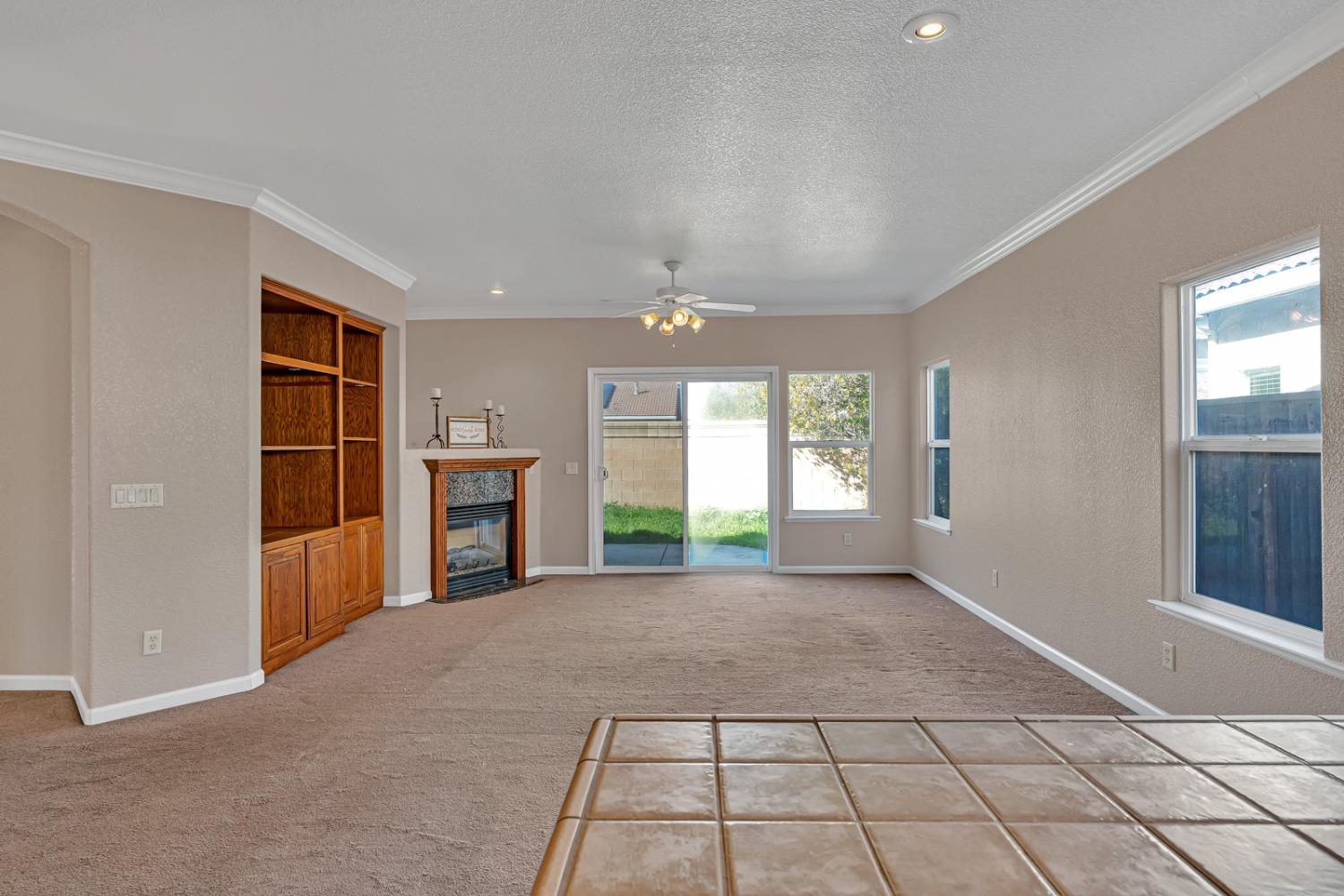 Detail Gallery Image 20 of 42 For 2955 La Vina Cir, Los Banos,  CA 93635 - 3 Beds | 2 Baths