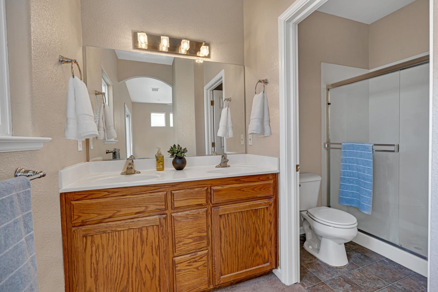 Detail Gallery Image 28 of 42 For 2955 La Vina Cir, Los Banos,  CA 93635 - 3 Beds | 2 Baths