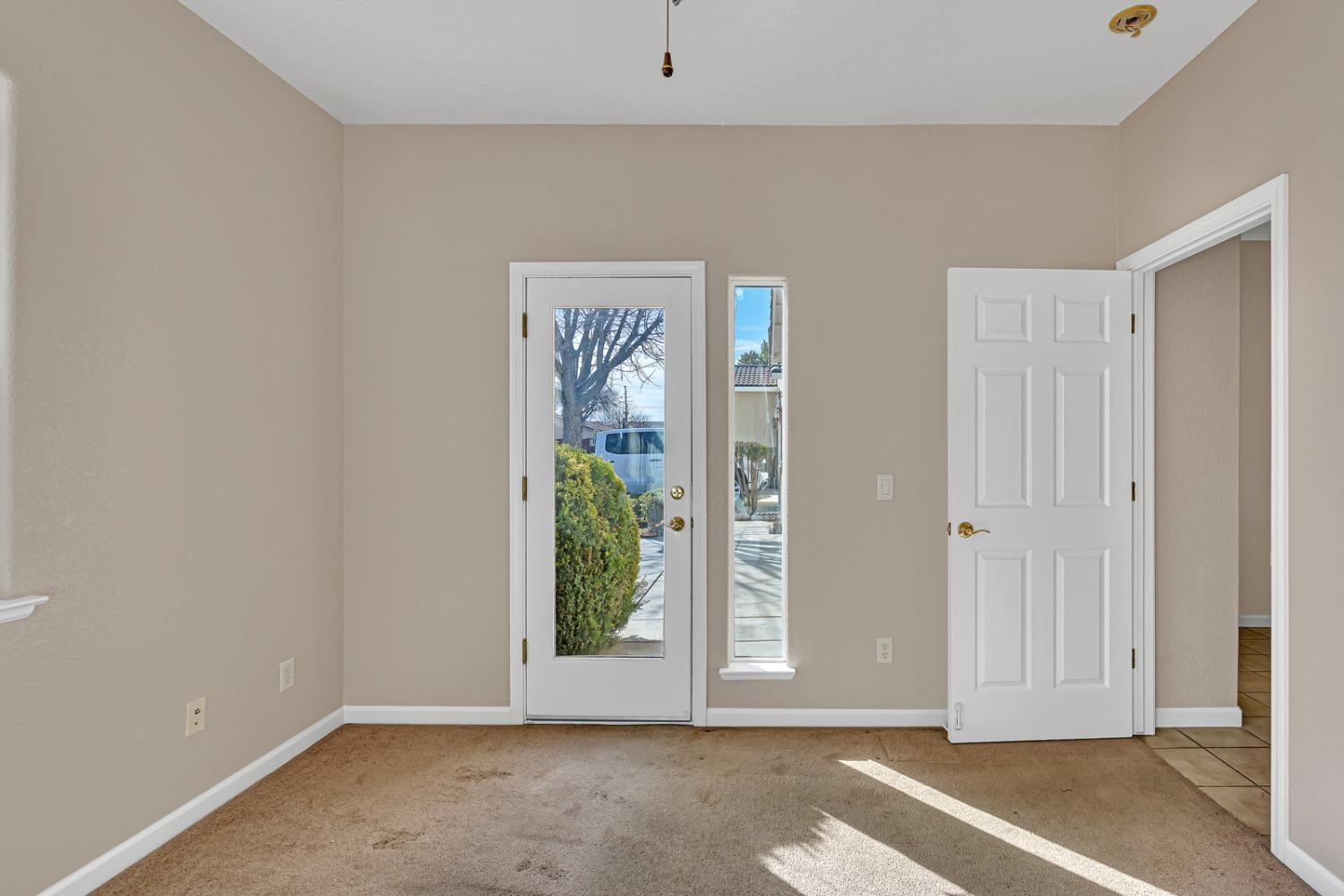 Detail Gallery Image 11 of 42 For 2955 La Vina Cir, Los Banos,  CA 93635 - 3 Beds | 2 Baths