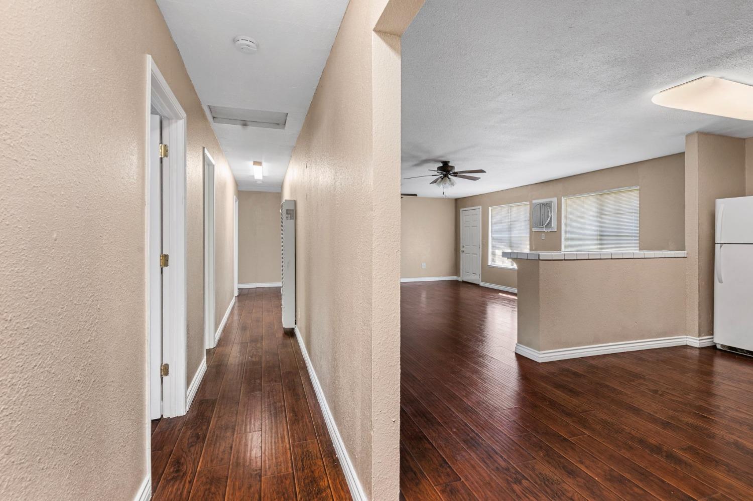 Detail Gallery Image 32 of 38 For 2039 E 9th St, Stockton,  CA 95206 - 5 Beds | 2 Baths