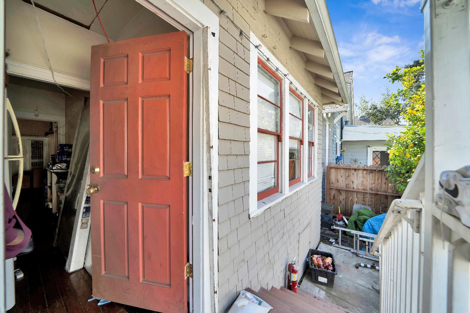Everett St, Alameda, California image 16