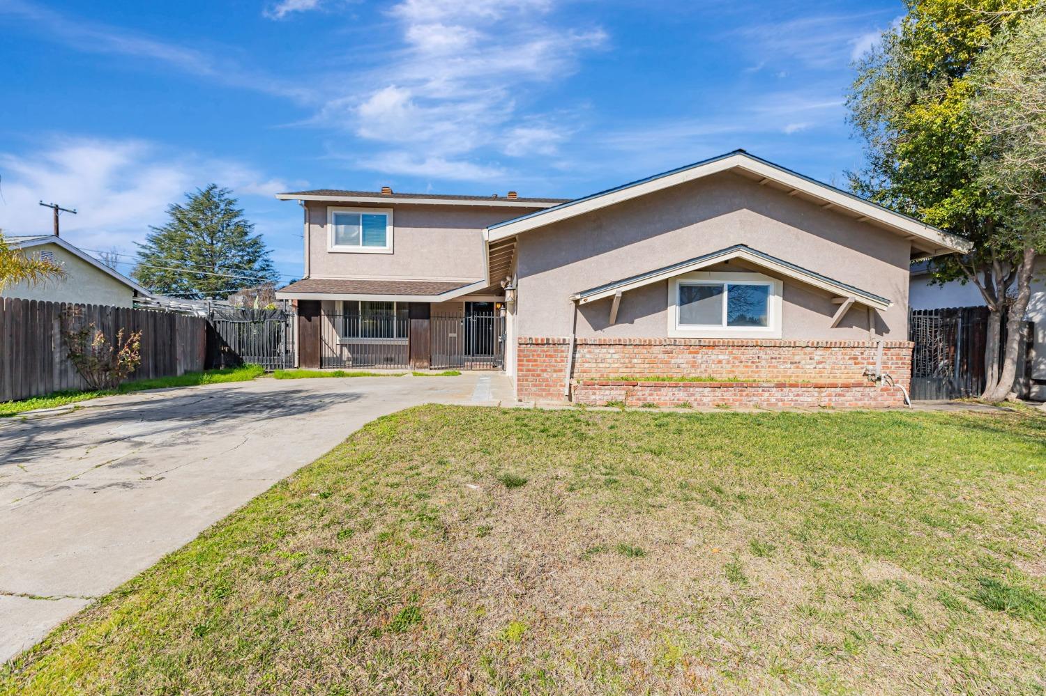 Detail Gallery Image 1 of 1 For 4311 Lamont Way, Sacramento,  CA 95823 - 4 Beds | 3/1 Baths
