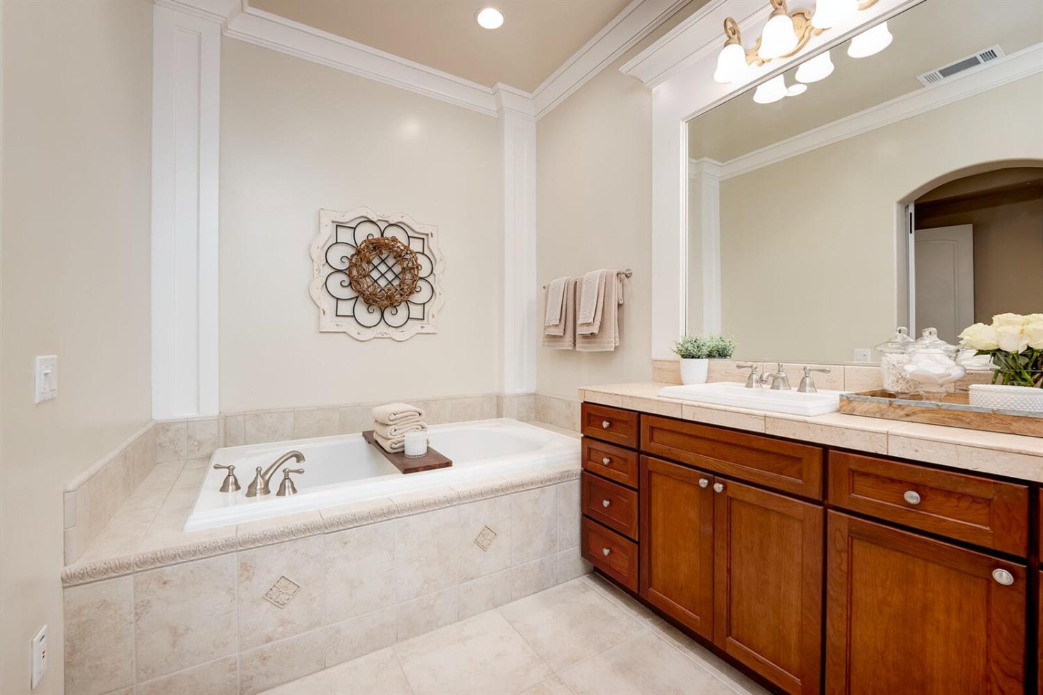 Lennox Drive, El Dorado Hills, California image 24