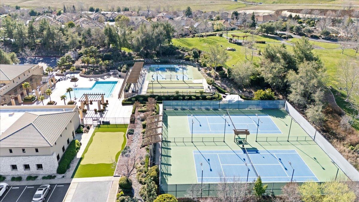 Detail Gallery Image 53 of 67 For 102 Slate Ridge Ct, El Dorado Hills,  CA 95762 - 2 Beds | 2 Baths