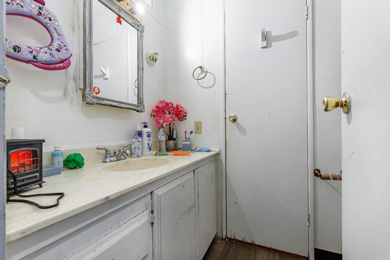 Detail Gallery Image 16 of 33 For 4837 Faith Home Rd 98, Ceres,  CA 95307 - 4 Beds | 2 Baths
