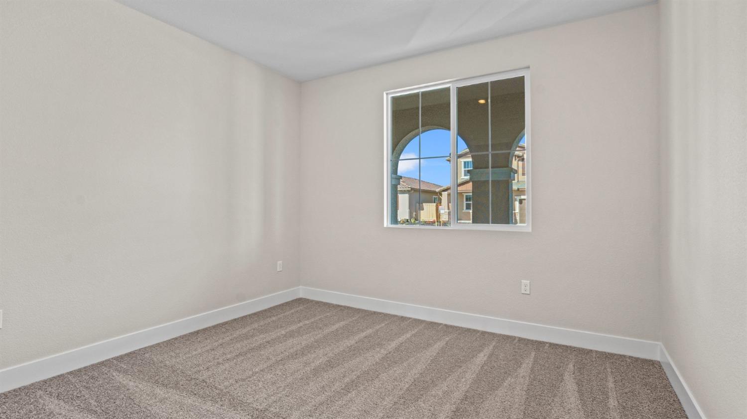 Detail Gallery Image 6 of 47 For 2638 Wisteria Dr, Lodi,  CA 95242 - 4 Beds | 3 Baths