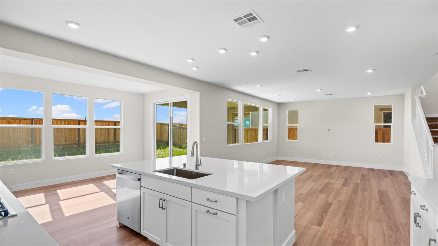 Detail Gallery Image 17 of 47 For 2638 Wisteria Dr, Lodi,  CA 95242 - 4 Beds | 3 Baths
