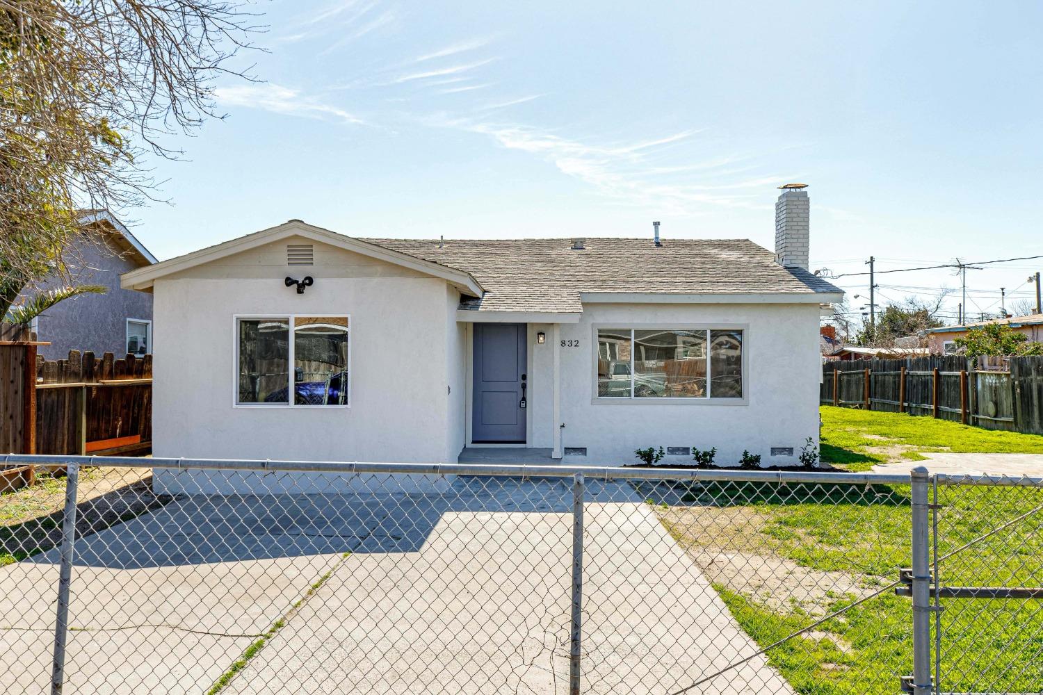 Detail Gallery Image 1 of 1 For 1832 Kenneth St, Modesto,  CA 95351 - 3 Beds | 2 Baths