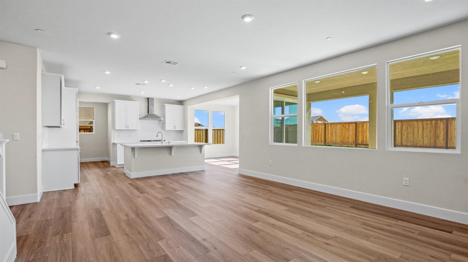 Detail Gallery Image 10 of 47 For 2638 Wisteria Dr, Lodi,  CA 95242 - 4 Beds | 3 Baths