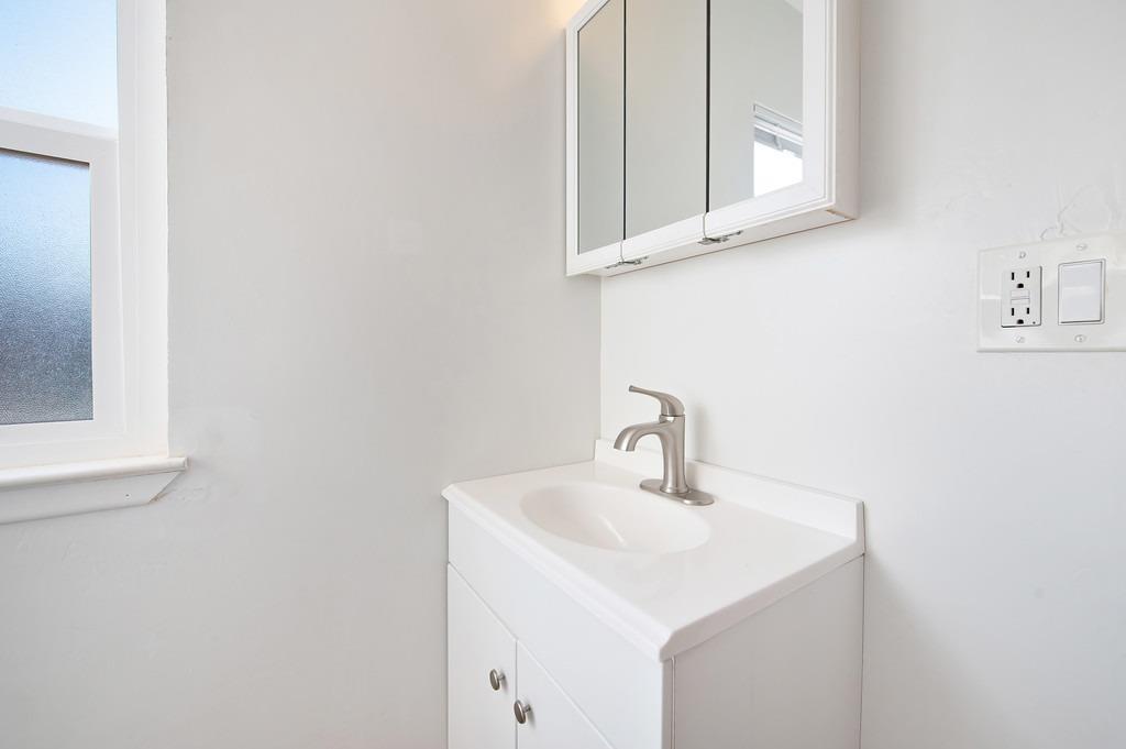 Detail Gallery Image 31 of 42 For 3650 La Habra Way, Sacramento,  CA 95864 - 4 Beds | 3 Baths