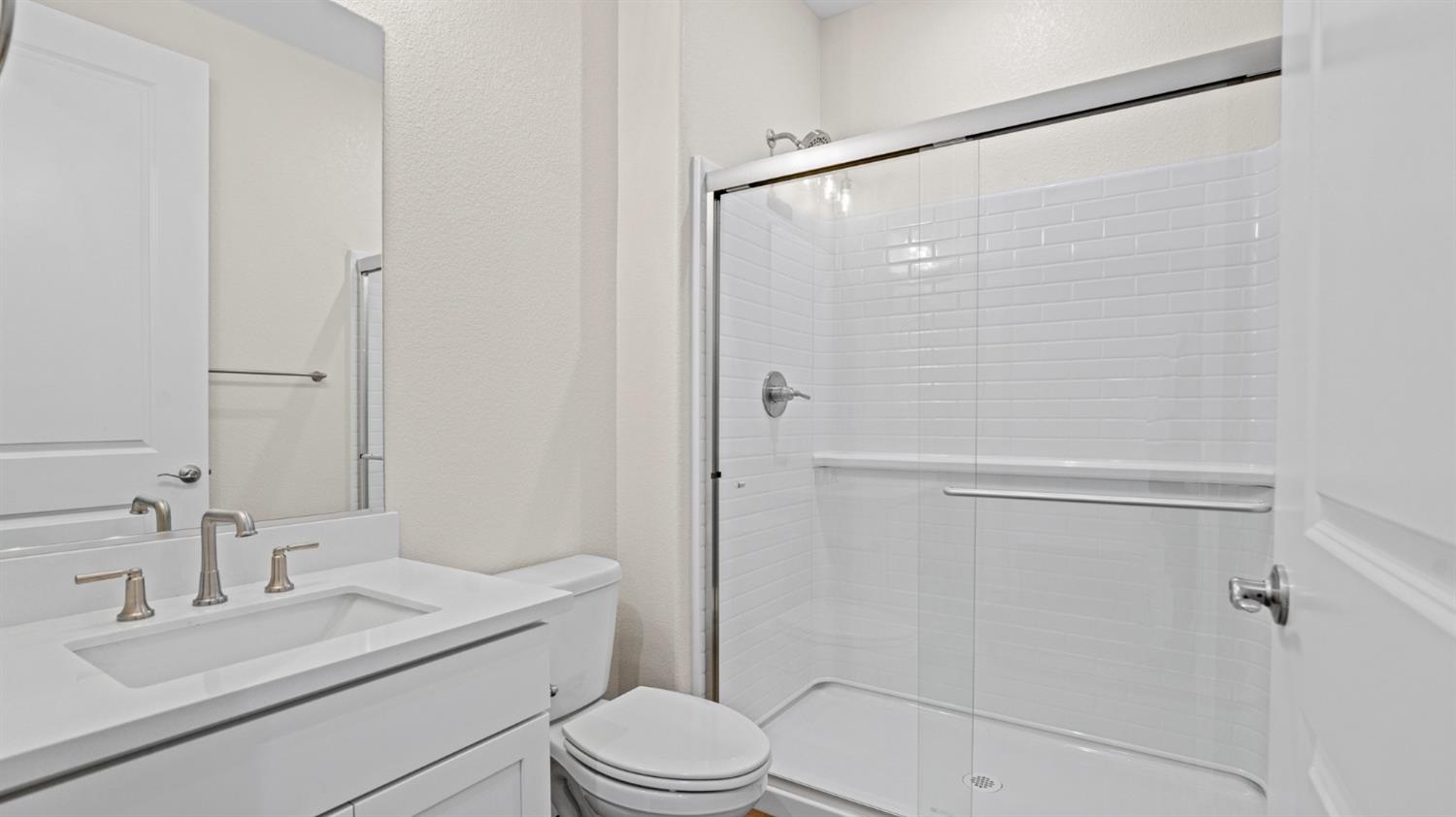 Detail Gallery Image 5 of 47 For 2638 Wisteria Dr, Lodi,  CA 95242 - 4 Beds | 3 Baths