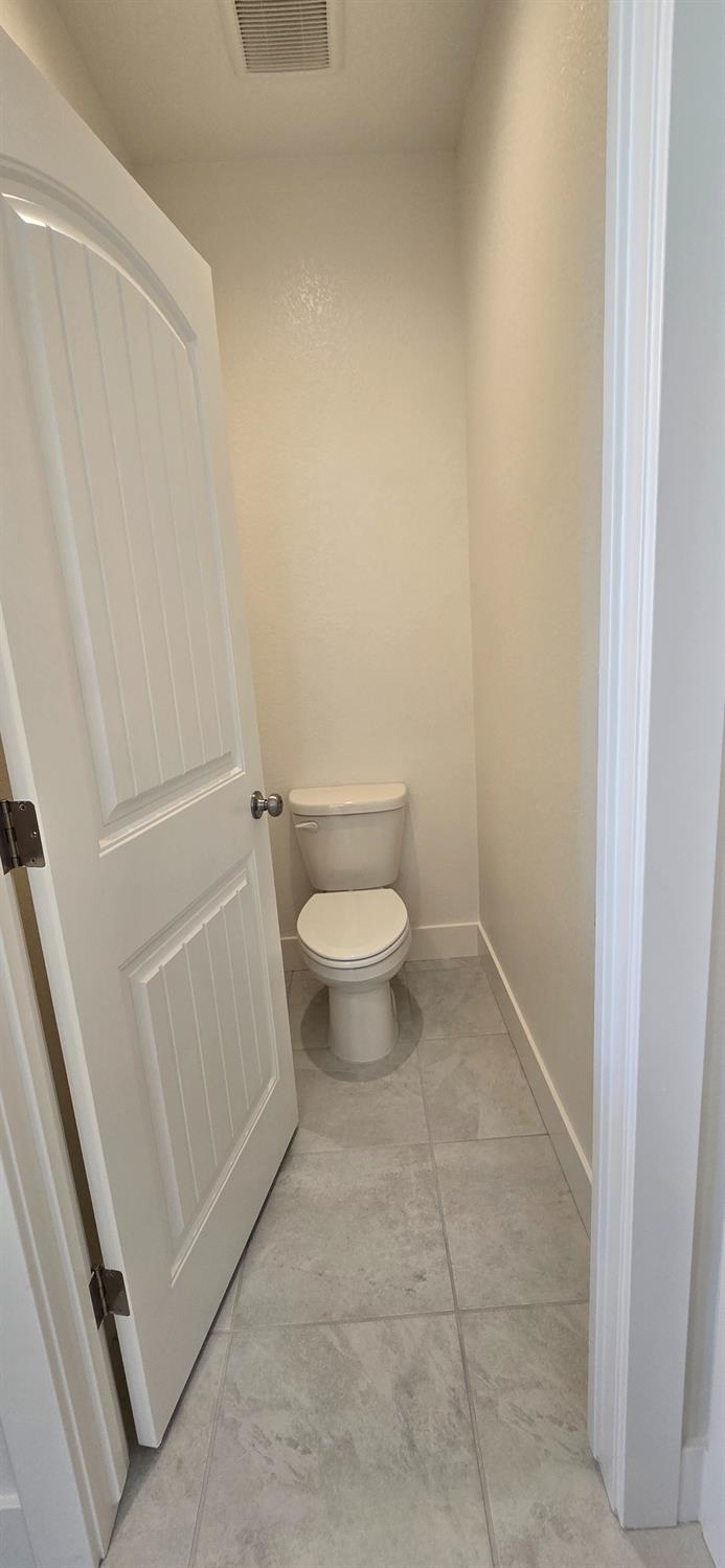 Detail Gallery Image 20 of 29 For 1807 Birdie Ave, Manteca,  CA 95337 - 4 Beds | 2/1 Baths