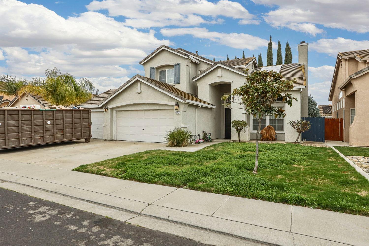 Detail Gallery Image 1 of 1 For 1847 Abby Pl, Manteca,  CA 95336 - 4 Beds | 3 Baths