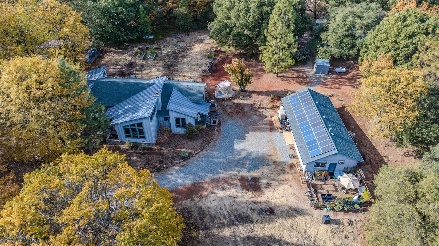 Detail Gallery Image 80 of 92 For 2863 April Ln, Mokelumne Hill,  CA 95232 - 2 Beds | 3 Baths