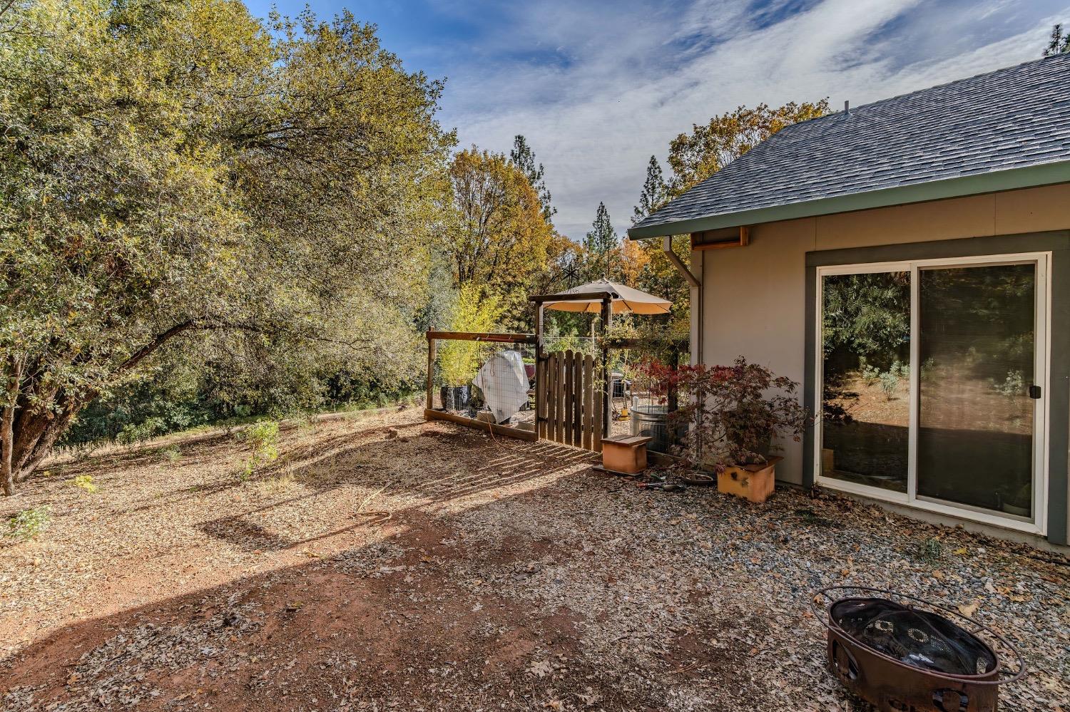 Detail Gallery Image 73 of 92 For 2863 April Ln, Mokelumne Hill,  CA 95232 - 2 Beds | 3 Baths