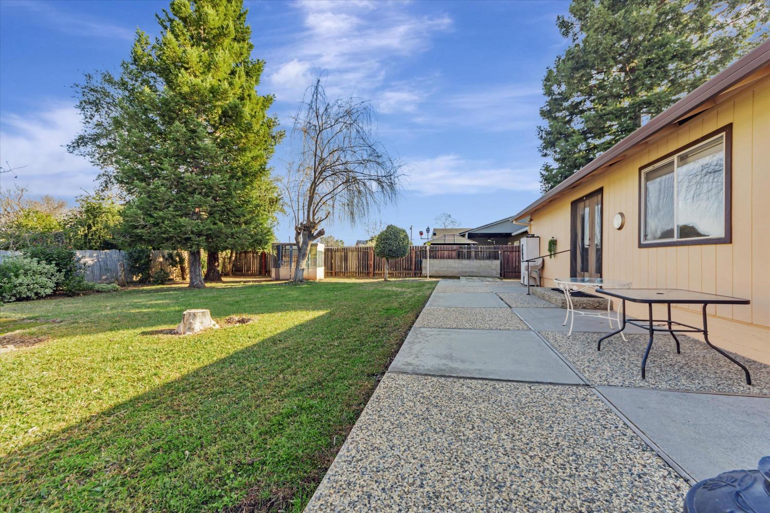 Tehama Avenue, Oroville, California image 32