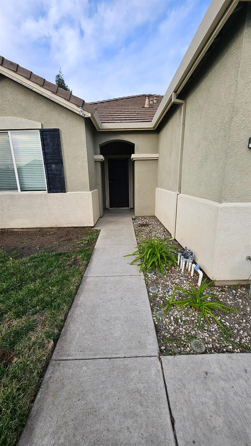 Donovan Street, Manteca, California image 5