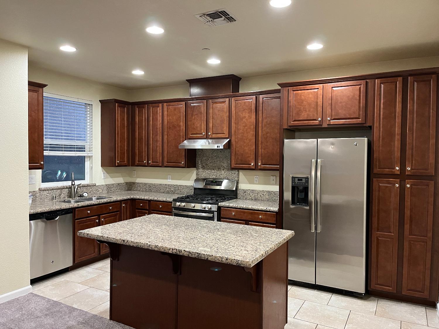 Wharton Lane, Roseville, California image 4