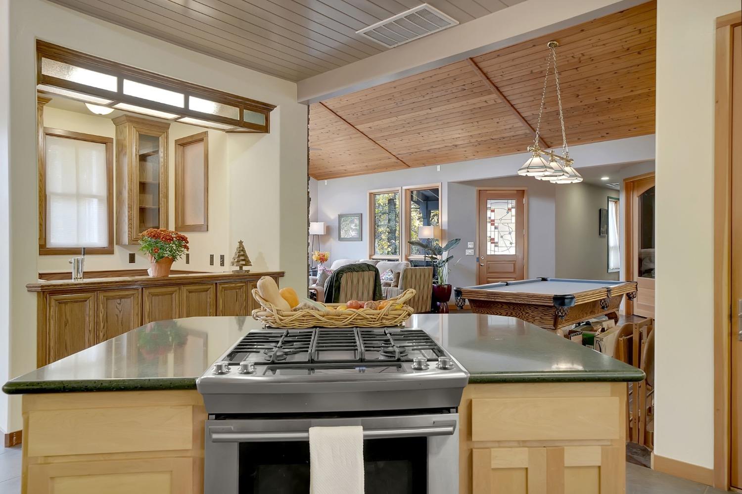 Detail Gallery Image 23 of 92 For 2863 April Ln, Mokelumne Hill,  CA 95232 - 2 Beds | 3 Baths