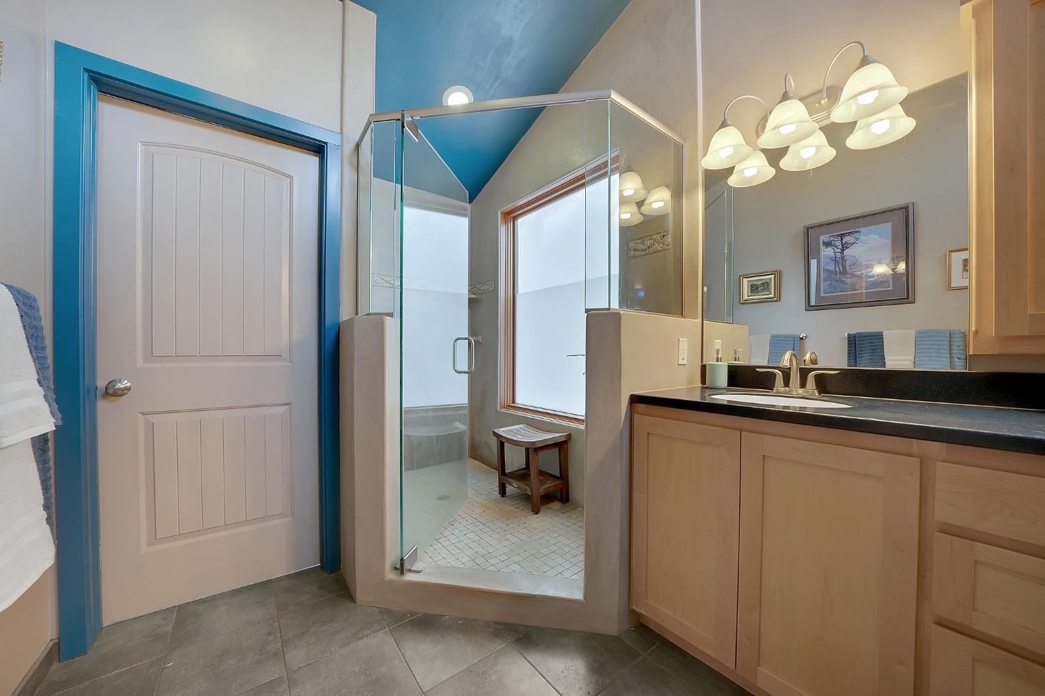 Detail Gallery Image 41 of 92 For 2863 April Ln, Mokelumne Hill,  CA 95232 - 2 Beds | 3 Baths