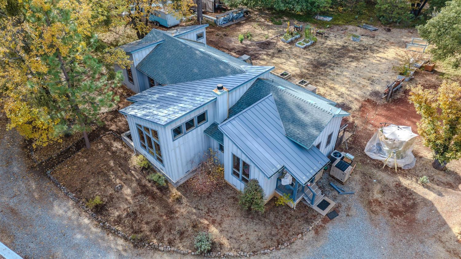 Detail Gallery Image 81 of 92 For 2863 April Ln, Mokelumne Hill,  CA 95232 - 2 Beds | 3 Baths