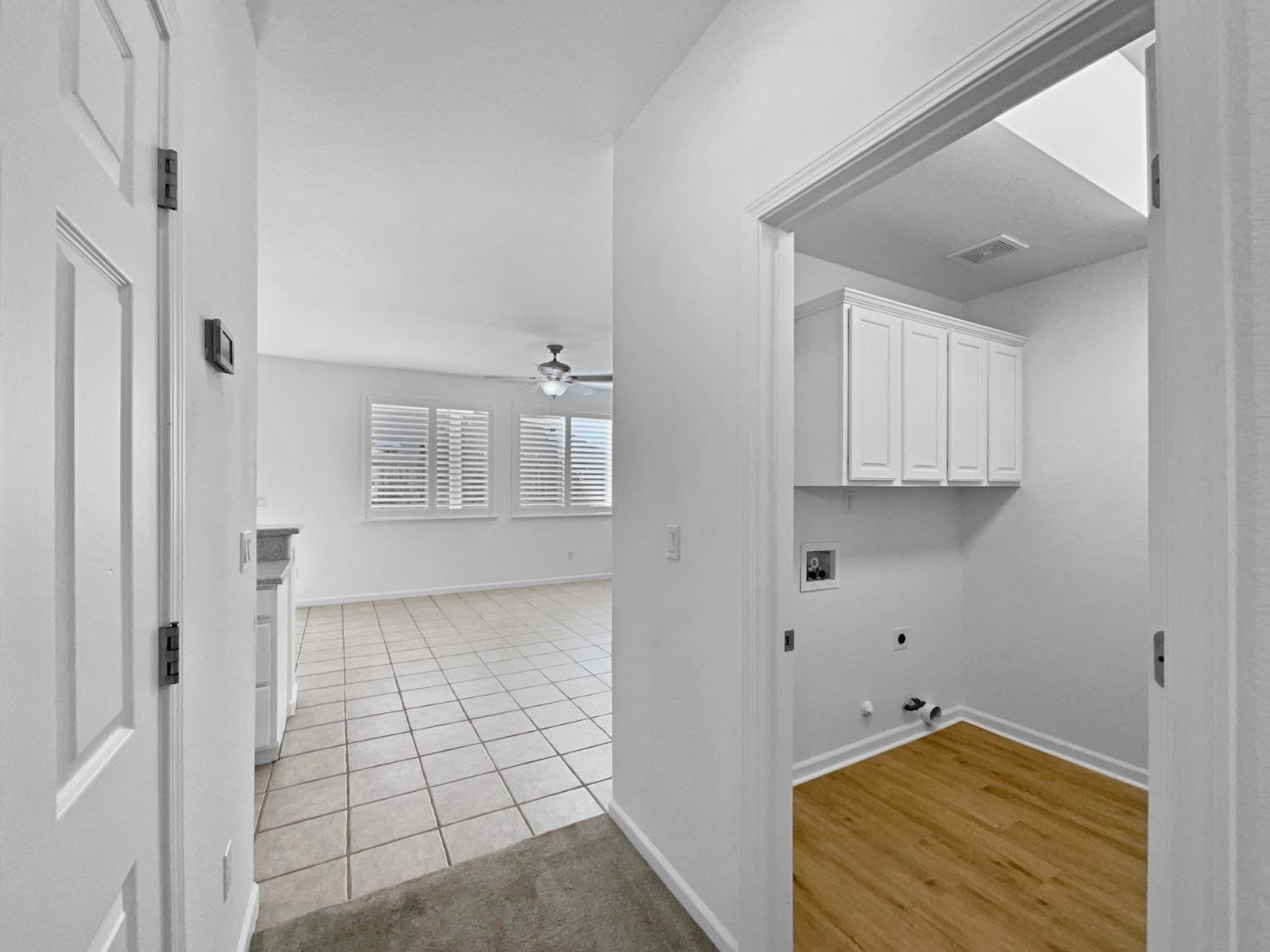 Detail Gallery Image 17 of 42 For 116 Andalusian Way, Roseville,  CA 95678 - 5 Beds | 3 Baths