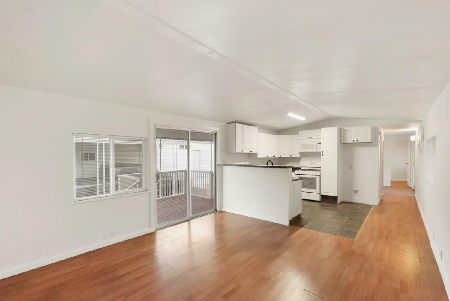 Detail Gallery Image 14 of 28 For 7341 Eleanor Ave 41, Oakdale,  CA 95361 - 3 Beds | 2 Baths