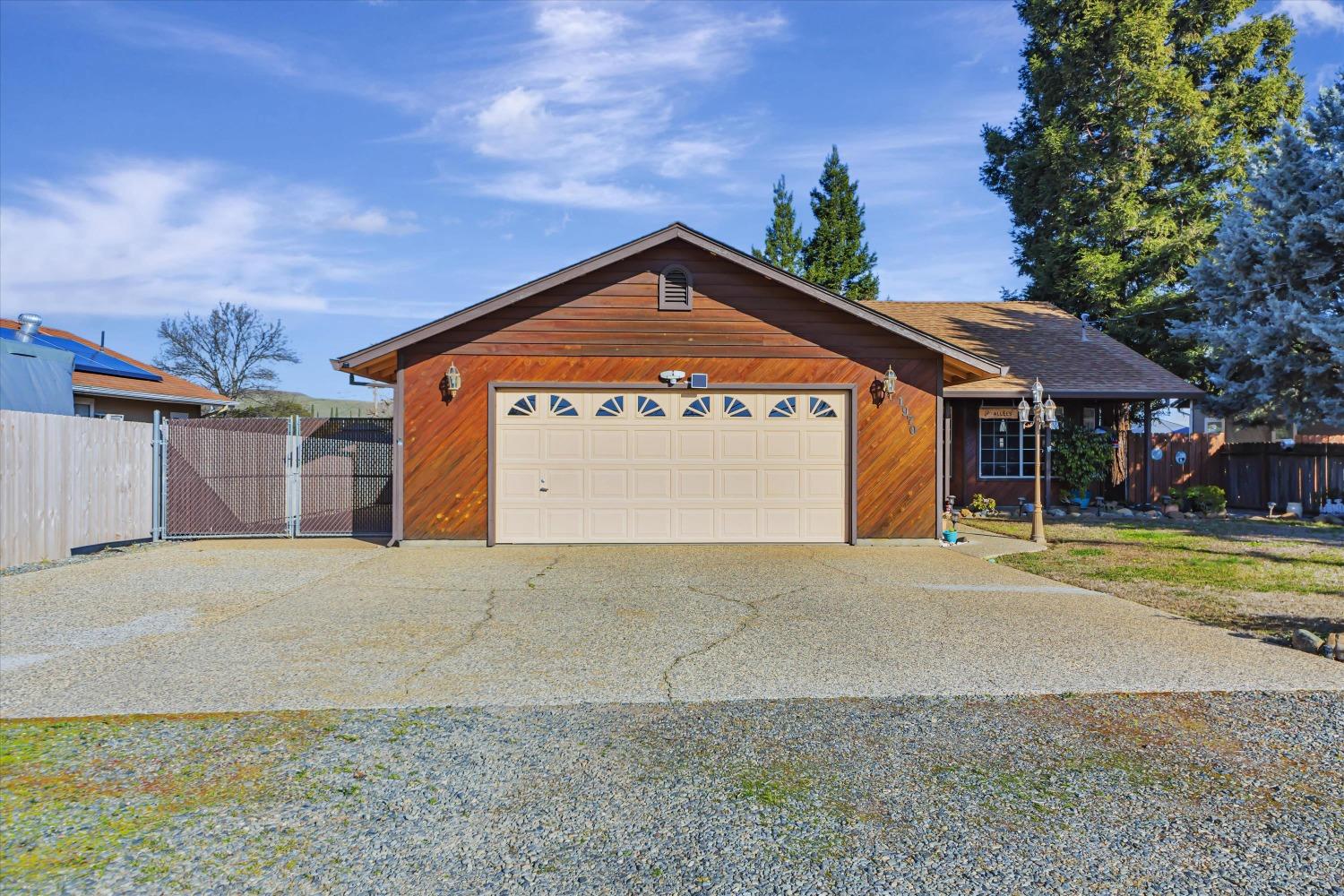 Tehama Avenue, Oroville, California image 3