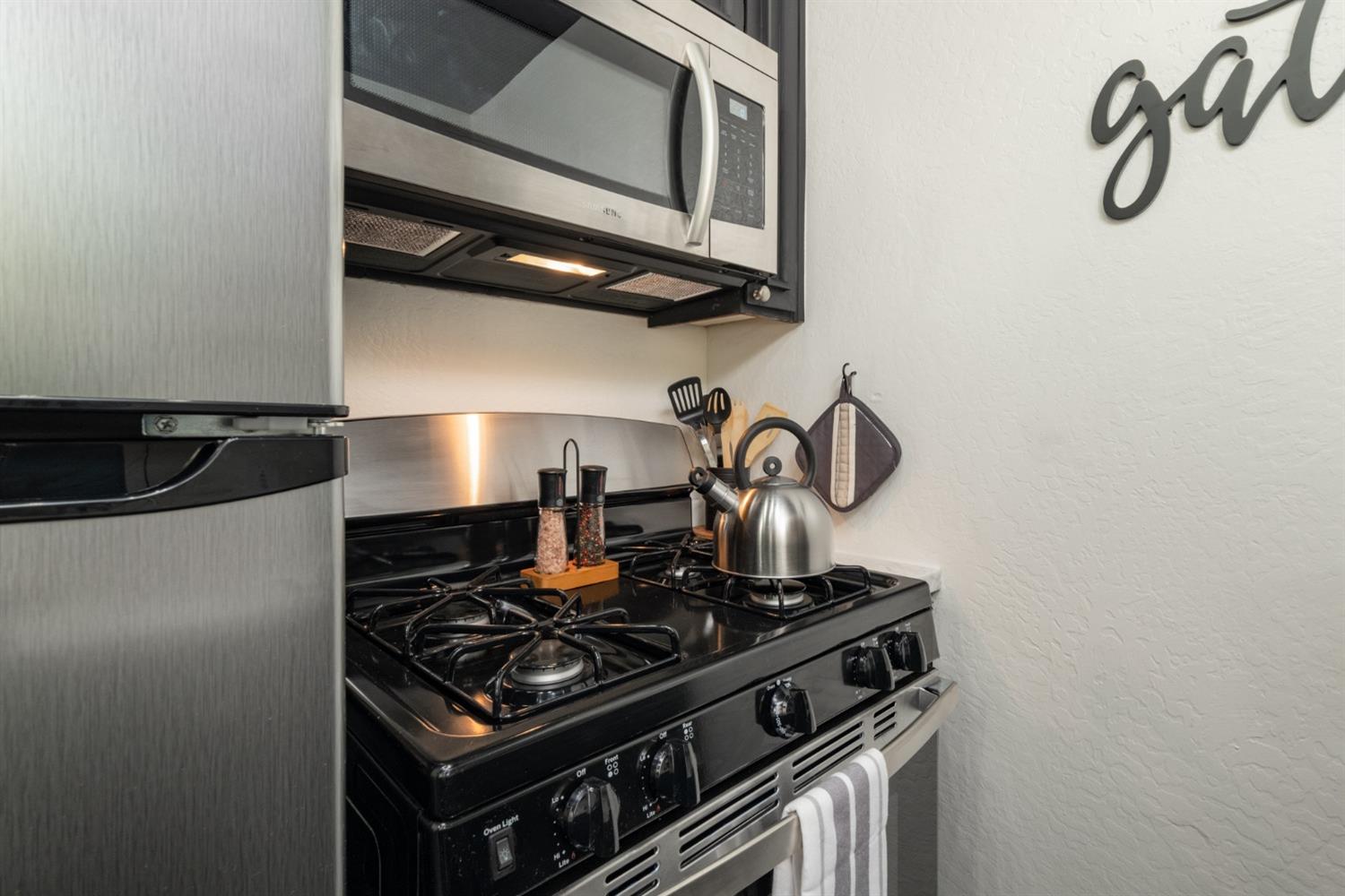 Detail Gallery Image 51 of 77 For 25941 Ellmaro, Long Barn,  CA 95335 - 4 Beds | 2 Baths