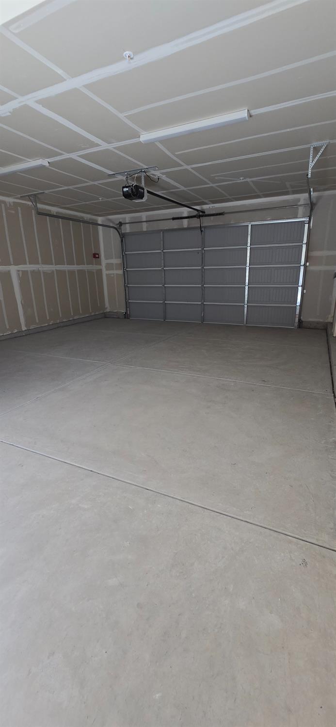 Detail Gallery Image 28 of 29 For 1807 Birdie Ave, Manteca,  CA 95337 - 4 Beds | 2/1 Baths