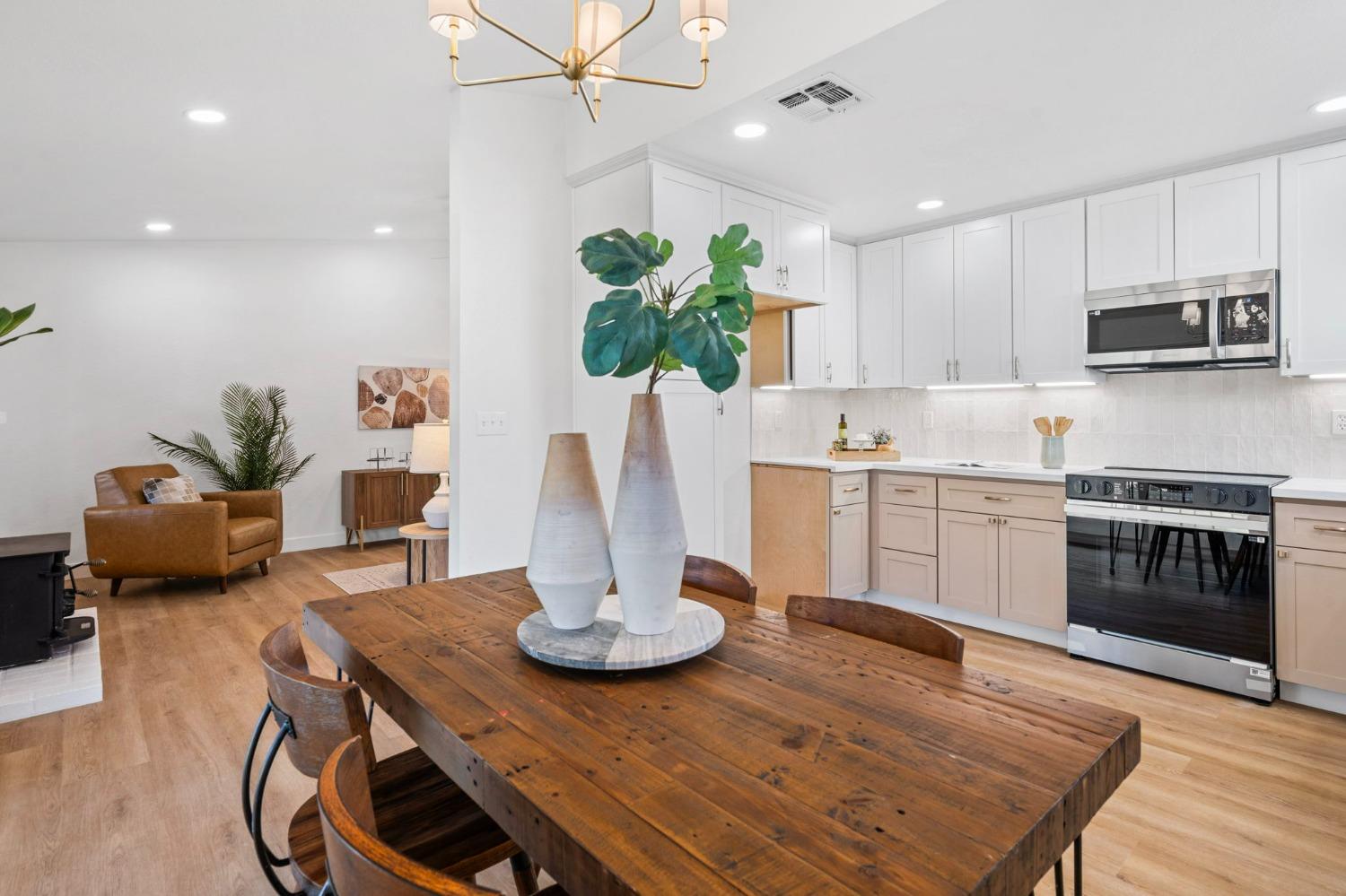 Detail Gallery Image 15 of 38 For 6428 Lorraine Ave, Stockton,  CA 95210 - 3 Beds | 2 Baths