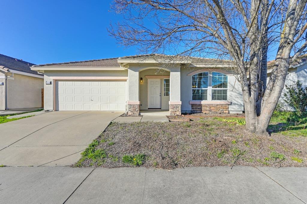 Detail Gallery Image 1 of 1 For 2032 Danvers Way, Sacramento,  CA 95832 - 3 Beds | 2 Baths