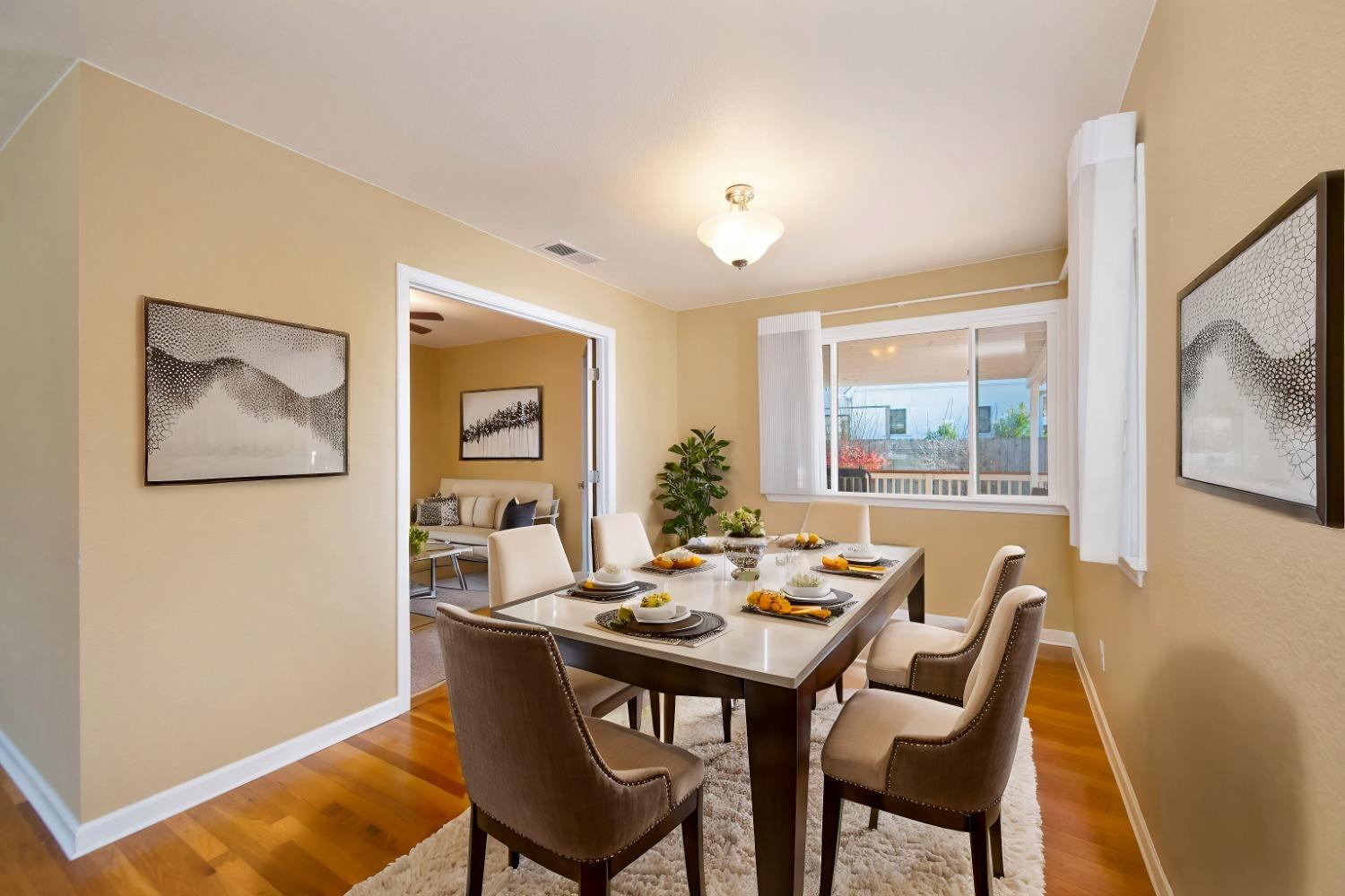 Detail Gallery Image 4 of 42 For 3650 La Habra Way, Sacramento,  CA 95864 - 4 Beds | 3 Baths