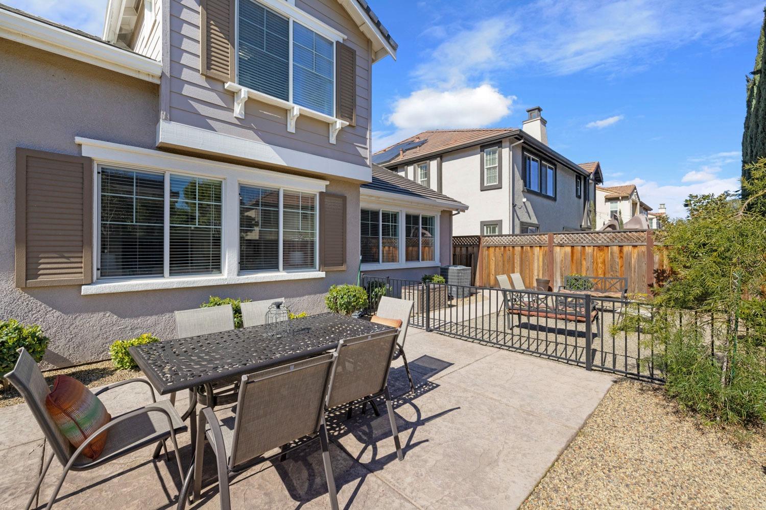 Detail Gallery Image 53 of 69 For 184 S Estados St, Mountain House,  CA 95391 - 4 Beds | 3 Baths