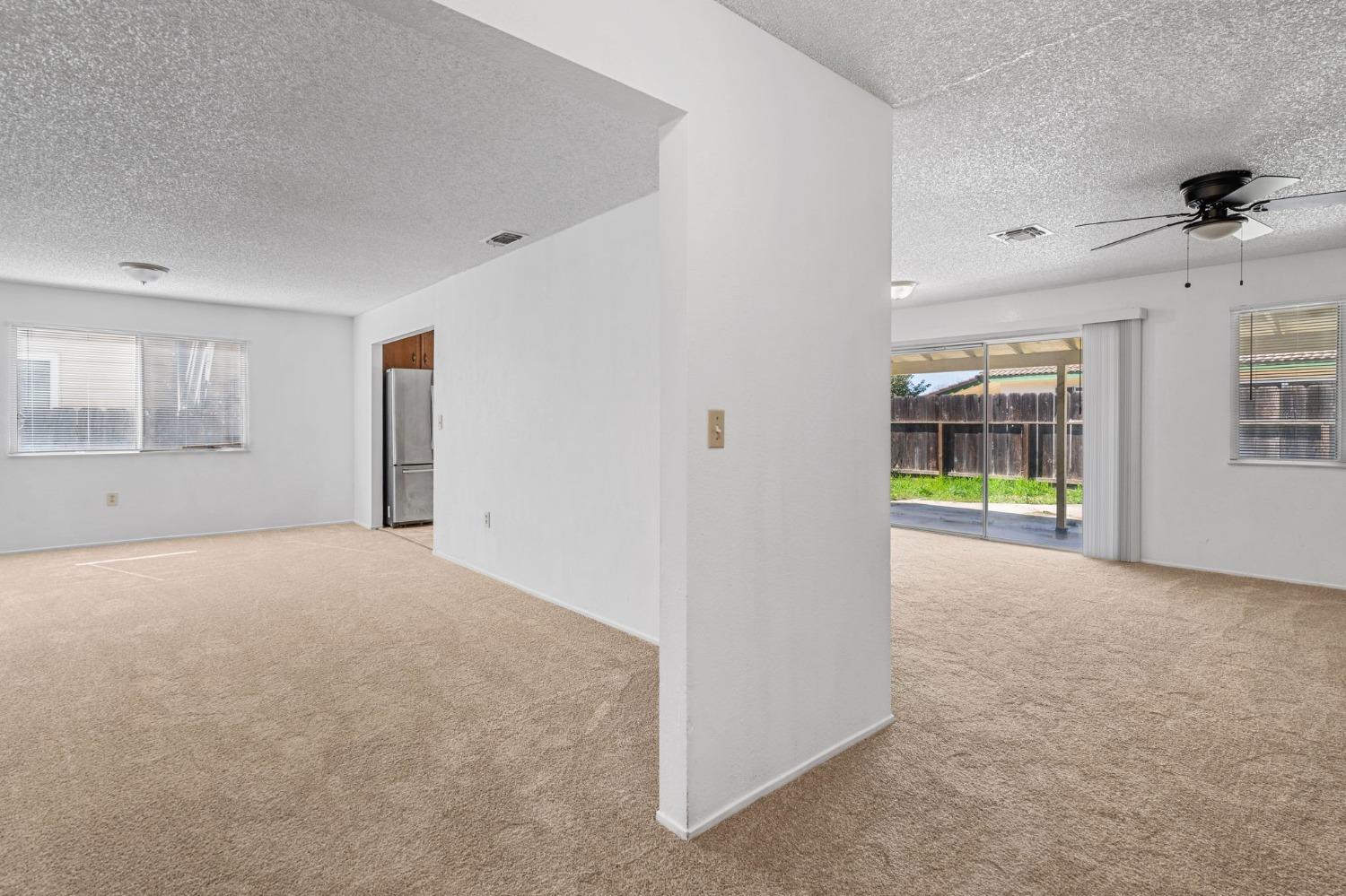 Detail Gallery Image 8 of 38 For 1191 Princeton Pl, Manteca,  CA 95336 - 3 Beds | 2 Baths