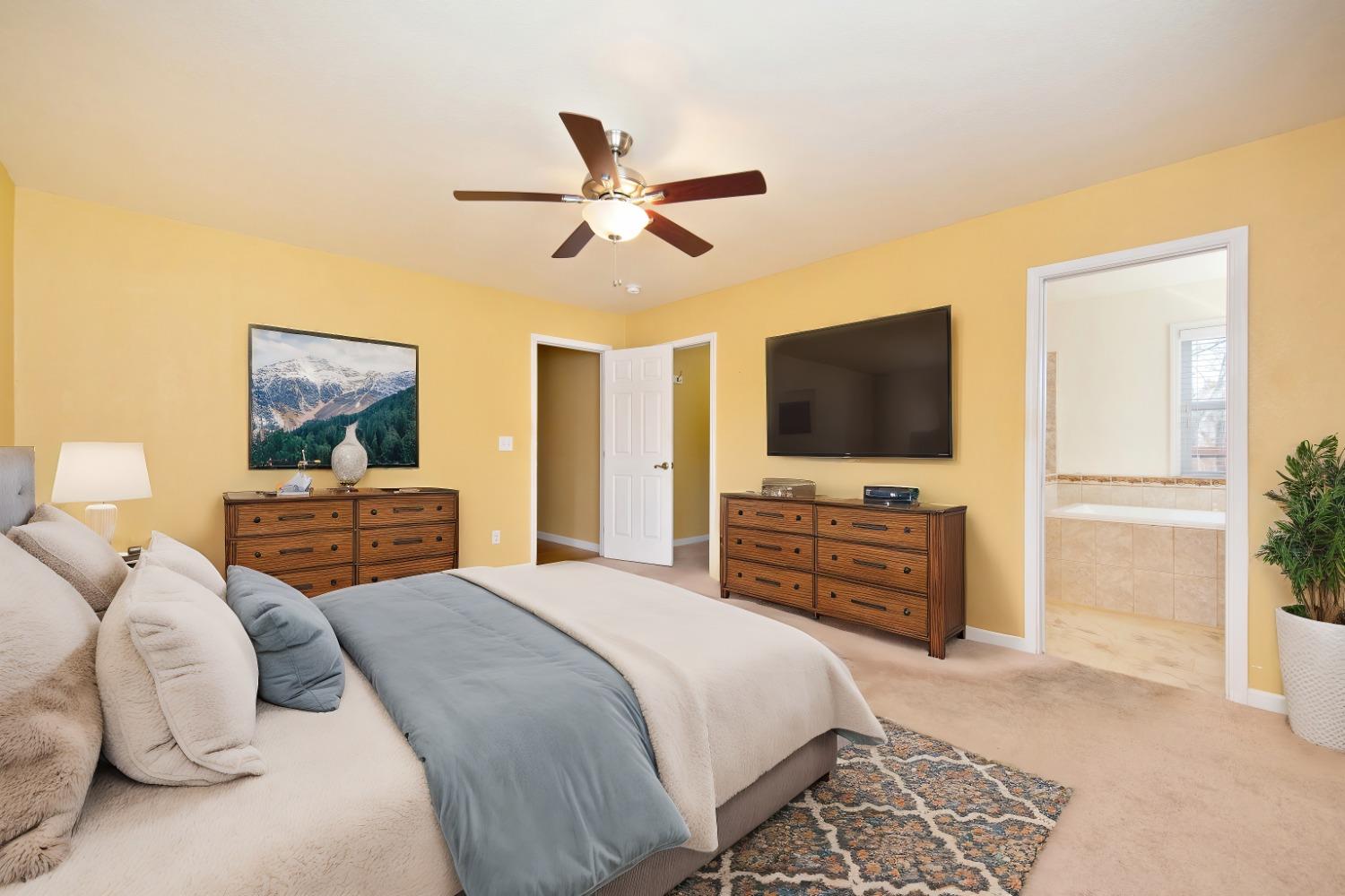 Detail Gallery Image 21 of 42 For 3650 La Habra Way, Sacramento,  CA 95864 - 4 Beds | 3 Baths