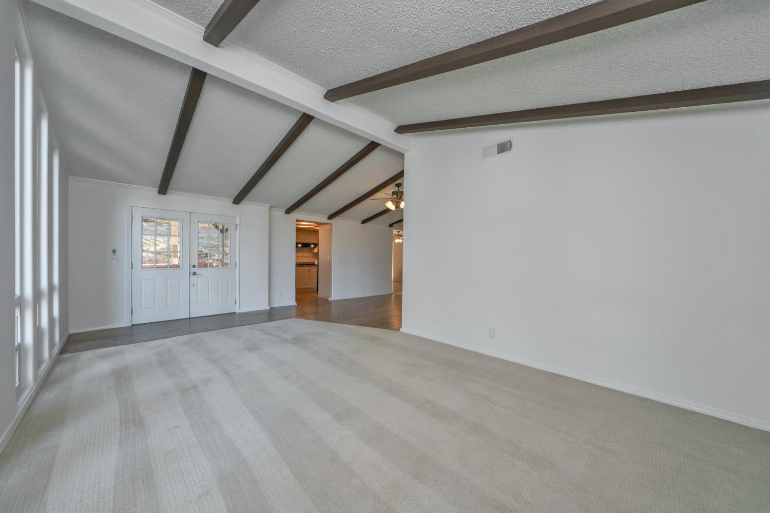 Detail Gallery Image 6 of 53 For 4420 Pleasant Valley Rd 159, Diamond Springs,  CA 95619 - 2 Beds | 2 Baths
