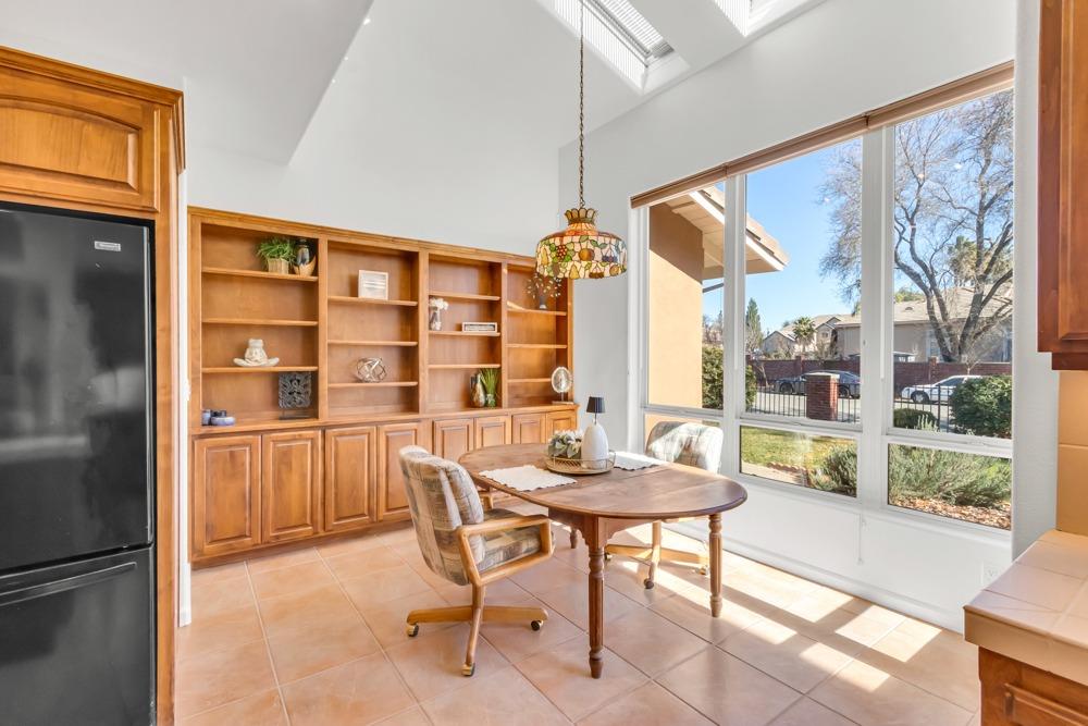 Detail Gallery Image 37 of 83 For 4717 Firebird Ln, Sacramento,  CA 95841 - 4 Beds | 3/1 Baths