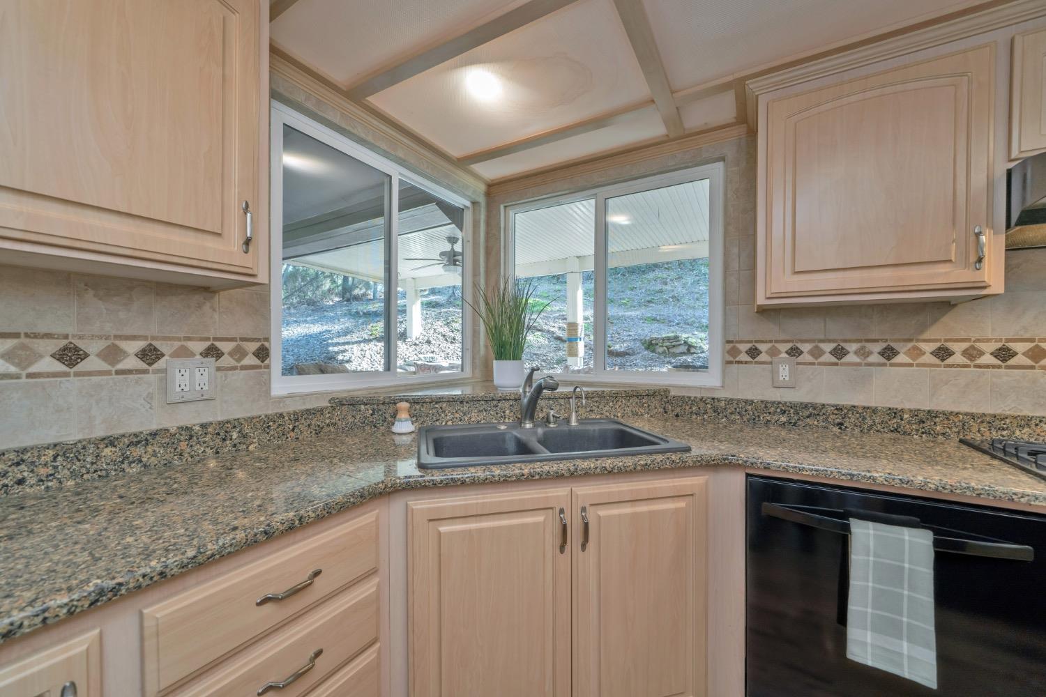 Detail Gallery Image 11 of 53 For 4420 Pleasant Valley Rd 159, Diamond Springs,  CA 95619 - 2 Beds | 2 Baths