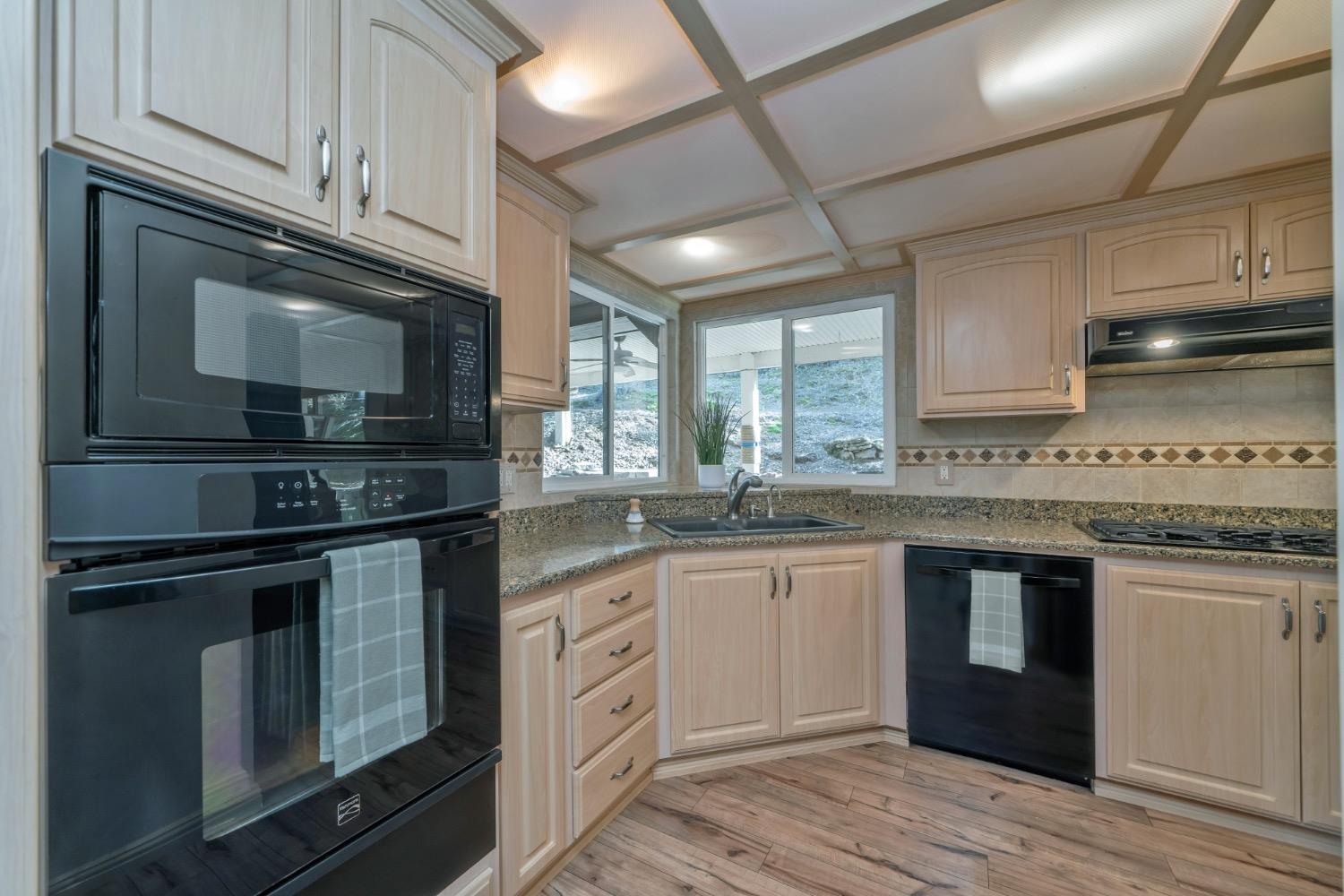 Detail Gallery Image 10 of 53 For 4420 Pleasant Valley Rd 159, Diamond Springs,  CA 95619 - 2 Beds | 2 Baths