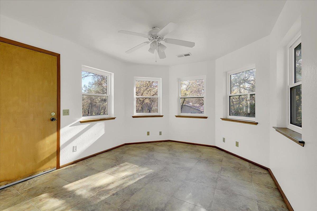 Detail Gallery Image 20 of 76 For 8021 Hammonton Smartsville Rd, –,  CA 95977 - 4 Beds | 3 Baths