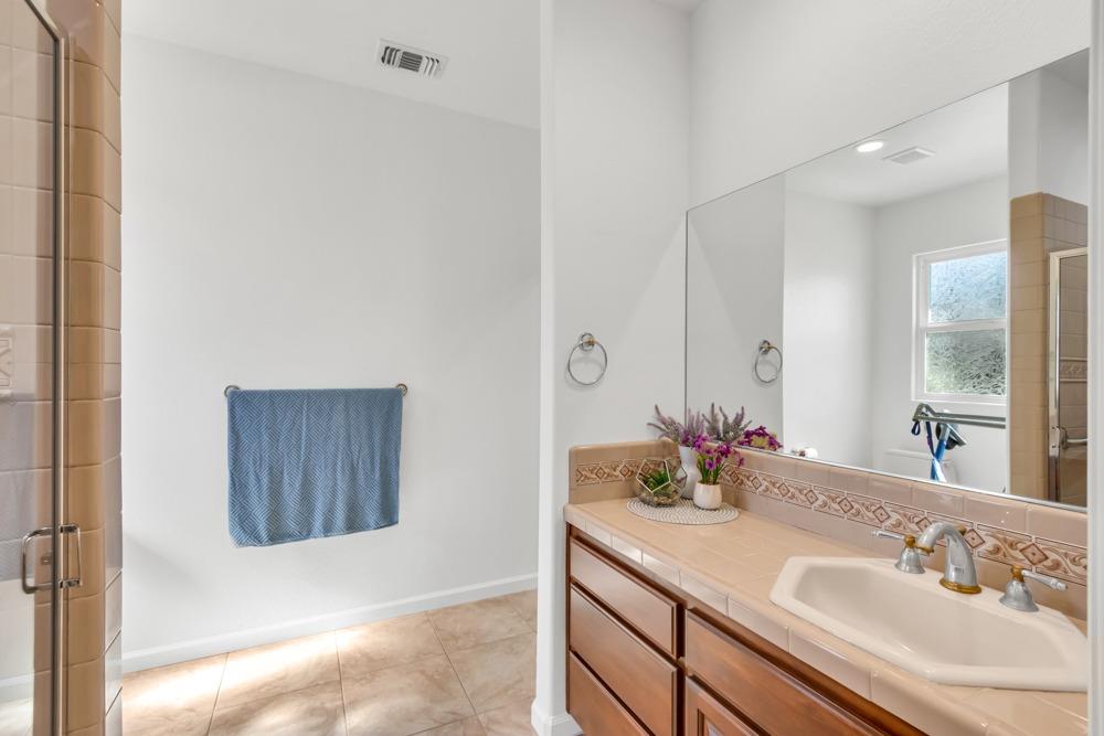 Detail Gallery Image 47 of 83 For 4717 Firebird Ln, Sacramento,  CA 95841 - 4 Beds | 3/1 Baths