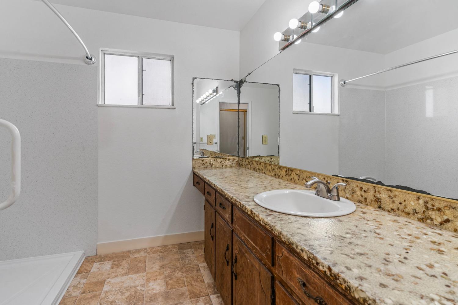 Detail Gallery Image 32 of 38 For 1191 Princeton Pl, Manteca,  CA 95336 - 3 Beds | 2 Baths