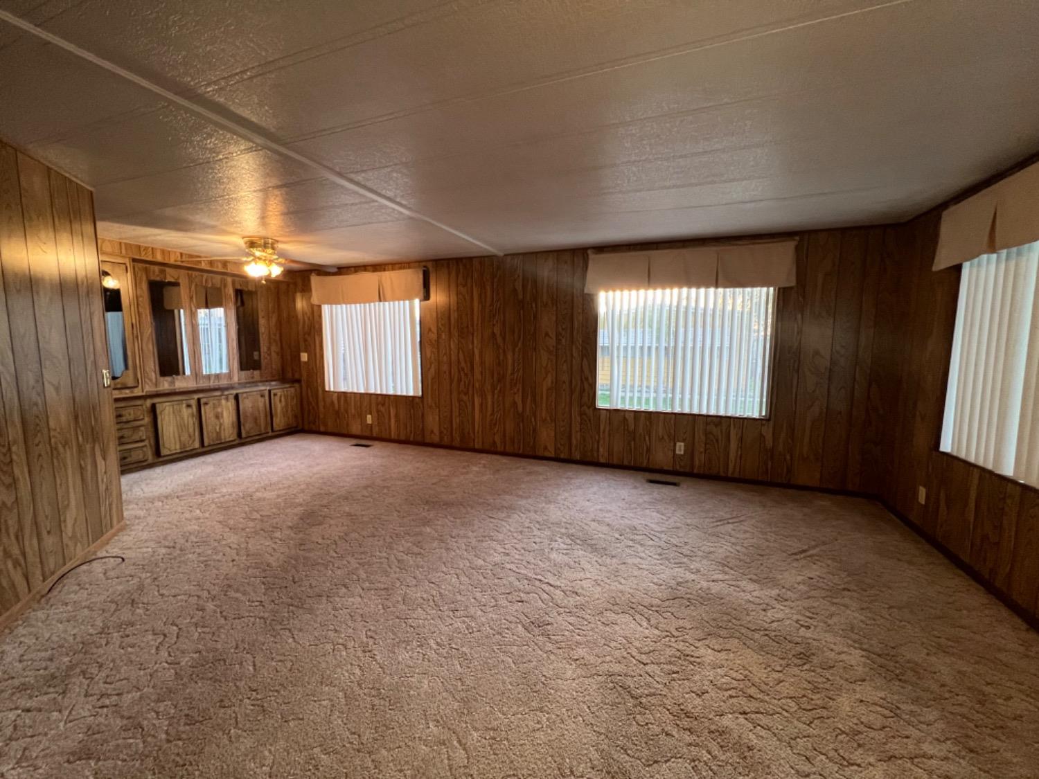 Detail Gallery Image 10 of 26 For 19690 Nhwy99 Sp 139, Acampo,  CA 95220 - 2 Beds | 2 Baths
