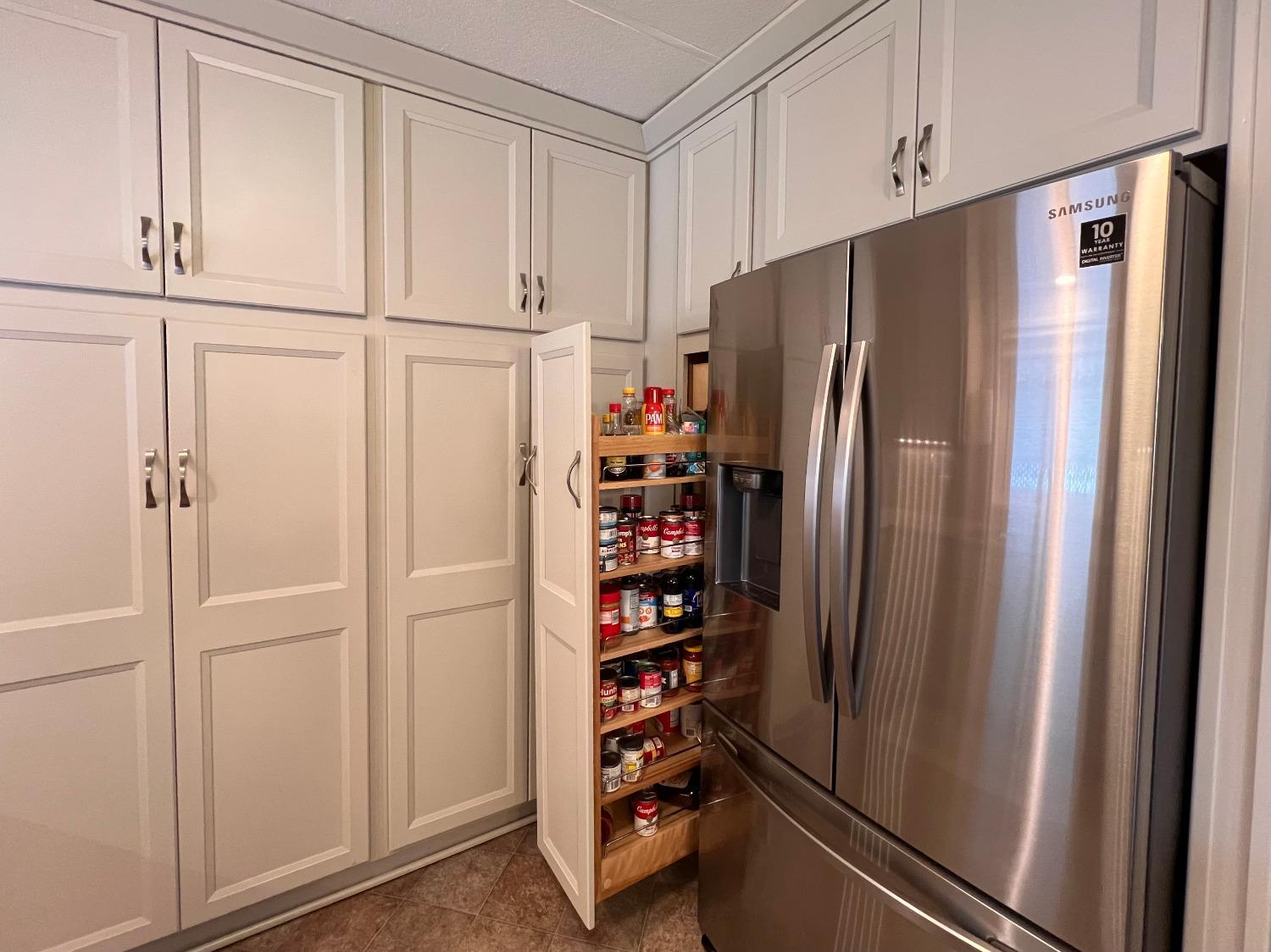 Detail Gallery Image 7 of 52 For 1677 Tulip Cir, Auburn,  CA 95603 - 3 Beds | 2 Baths