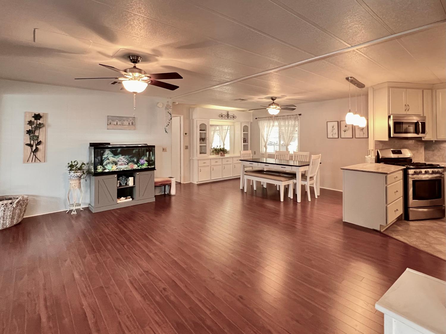 Detail Gallery Image 16 of 52 For 1677 Tulip Cir, Auburn,  CA 95603 - 3 Beds | 2 Baths
