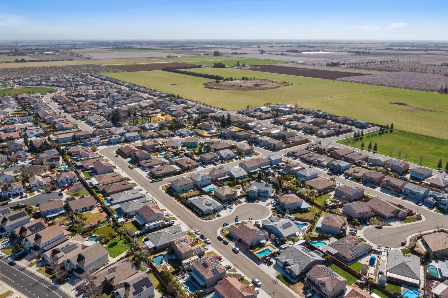 Detail Gallery Image 64 of 67 For 2320 Emigrant Pl, Manteca,  CA 95337 - 4 Beds | 3/1 Baths