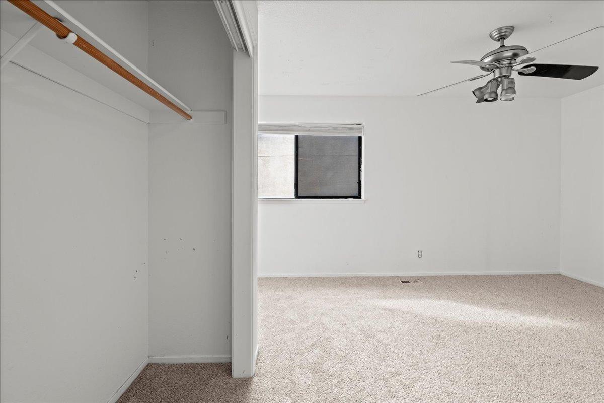 Detail Gallery Image 14 of 16 For 938 Snowgoose Ln, Manteca,  CA 95337 - 4 Beds | 3 Baths