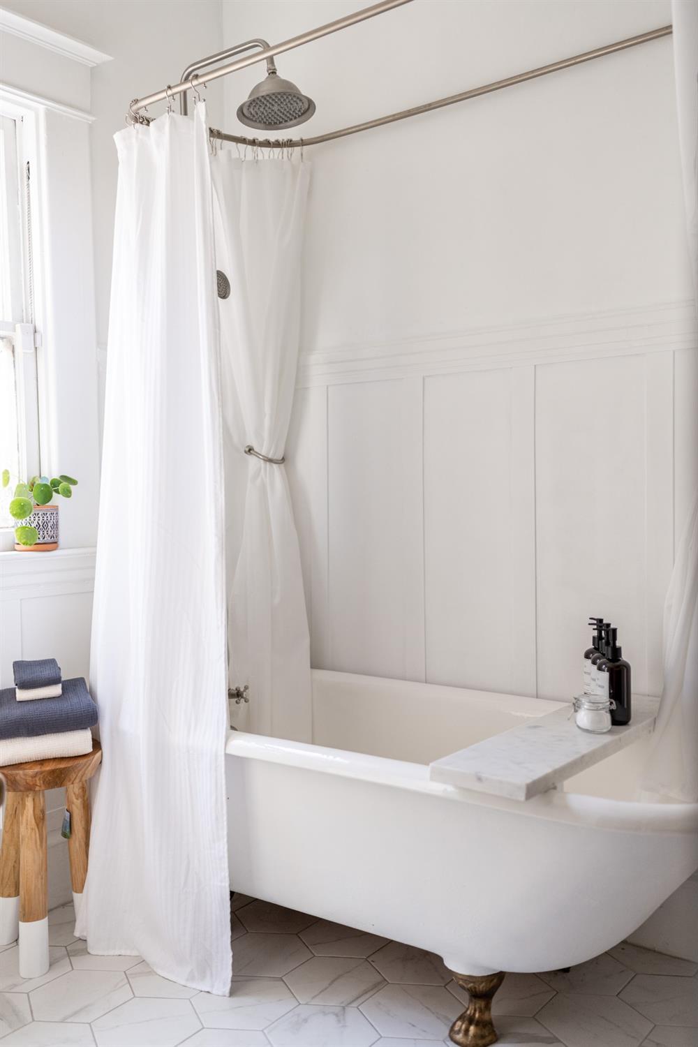 Detail Gallery Image 50 of 79 For 1300 19th St, Sacramento,  CA 95811 - – Beds | – Baths