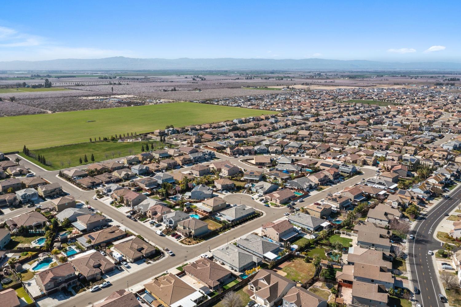 Detail Gallery Image 62 of 67 For 2320 Emigrant Pl, Manteca,  CA 95337 - 4 Beds | 3/1 Baths